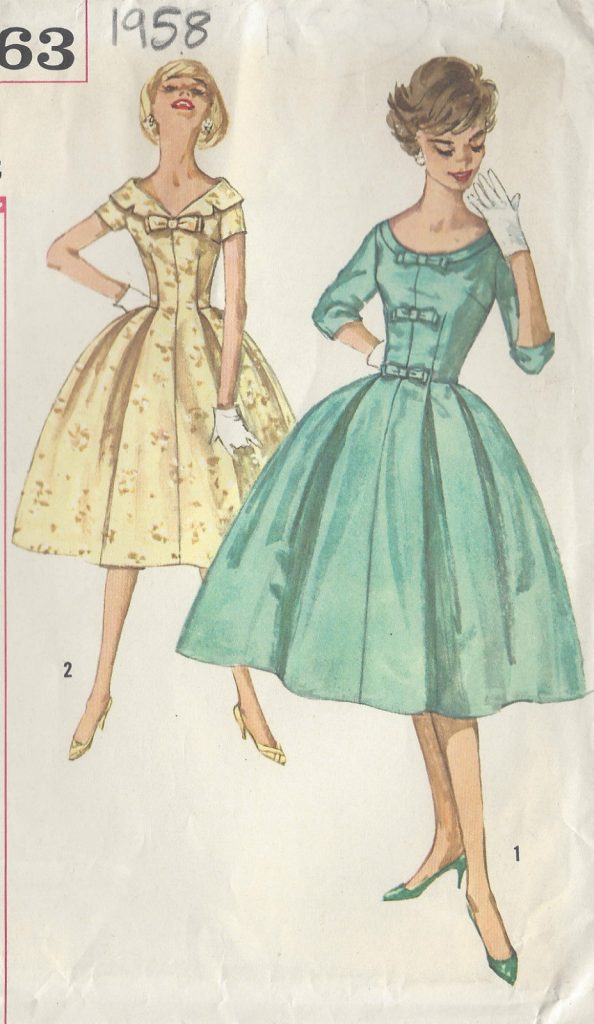 1958 Vintage Sewing Pattern DRESS B32