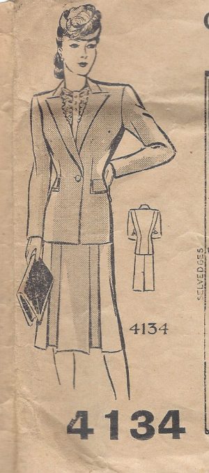 1942 Vintage Sewing Pattern B32