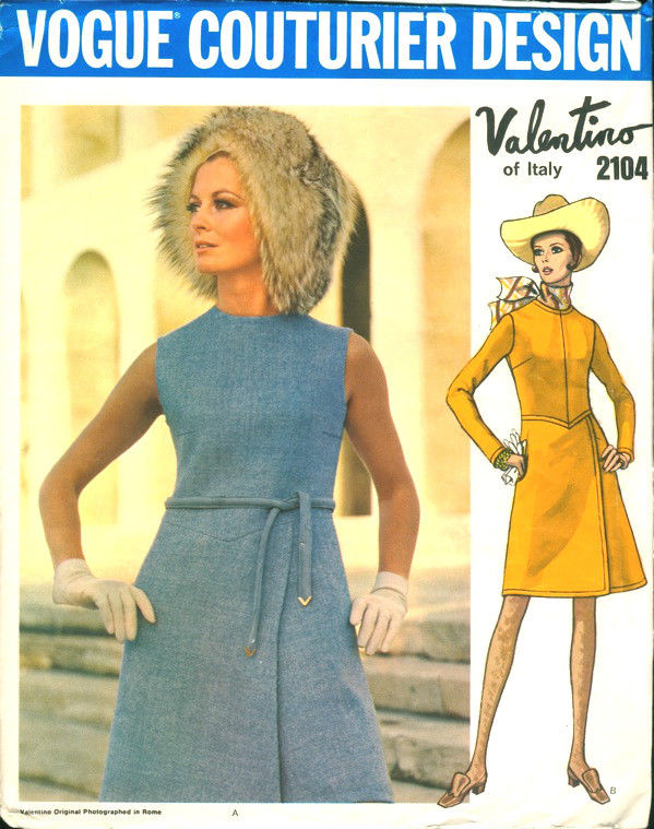 1969 Vintage VOGUE Sewing Pattern DRESS B38