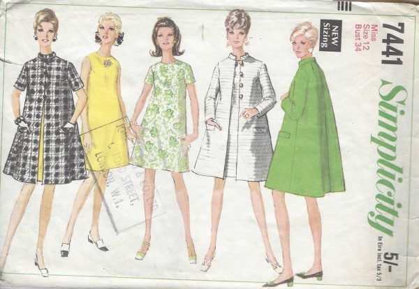 1967-Vintage-Sewing-Pattern-B34-COAT-DRESS-R833-261162393309